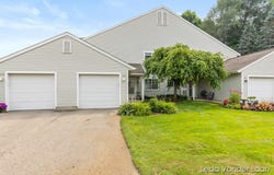 171 Hunters Lane NE, Rockford, MI 49341