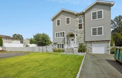 18 Boyd Ter, Kenilworth Boro, NJ 07033-1057