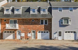 32 Frederick St, Dracut, MA 01826