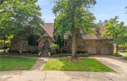 1720 Albert Pike, Fort Smith, AR 72903