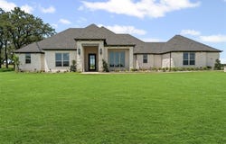 548 Royal Santana Run, Weatherford, TX 76087