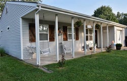 1102 W 3rd Street, Edgerton, KS 66021