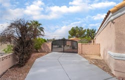 5829 W Patrick Lane, Las Vegas, NV 89118