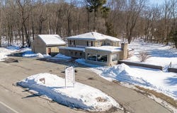 151 Winthrop St, Rehoboth, MA 02769