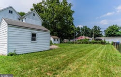 8 UMBERTO AVENUE, NEW CUMBERLAND, PA 17070