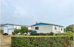 98620 CAMELLIA Dr, Brookings, OR 97415
