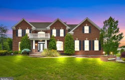 6 APPLEWOOD COURT, HAINESPORT, NJ 08036