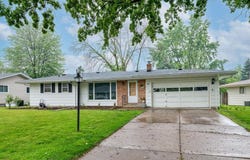 54 66th Way NE, Fridley, MN 55432