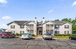 7123 W Friendly Avenue, Greensboro, NC 27410