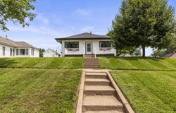 504 3RD Street, NEOLA, IA 51559