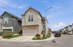 8851 Oakland Rd, San Antonio, TX 78240