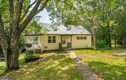 110 W PENNINGTON STREET, OAKLAND, MD 21550