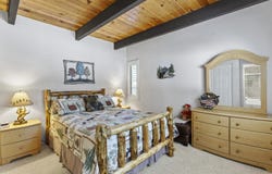 580 Arrowhead Villa Road, Lake Arrowhead, CA 92352