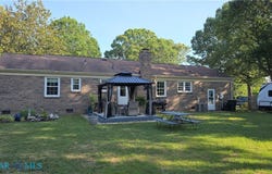 1709 Pine Tree Drive, Gloucester Point, VA 23062