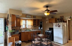 904 W Johnson Street, Vandalia, IL 62471