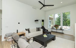 1286 Glen Oaks Drive, West Des Moines, IA 50266