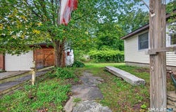 29 Lisbon Road, Canterbury, CT 06331