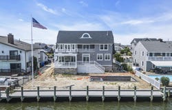 122 Squan Beach Drive, Mantoloking, NJ 08738