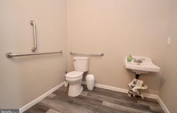 609 WHITE HORSE PIKE, HADDON TOWNSHIP, NJ 08107