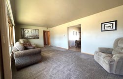 309 E 8th St, Miller, SD 57362