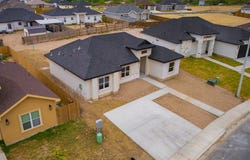 3222 Ethel Dr, Eagle Pass, TX 78852