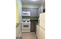 3100 S MANCHESTER STREET, FALLS CHURCH, VA 22044