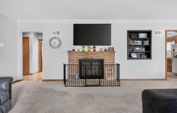 104 E Third Ave, Elkhorn, WI 53121