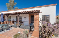 481 S Paseo Lobo, Green Valley, AZ 85614