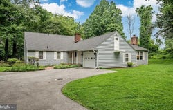 27 E FORGE ROAD, MEDIA, PA 19063