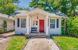 1822 W Woodlawn, San Antonio, TX 78201