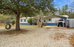 268 Baucum Rd, Carriere, MS 39426