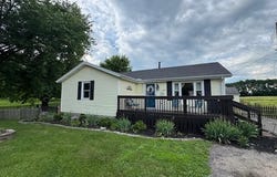 3862 Moorefield Road, Springfield, OH 45502
