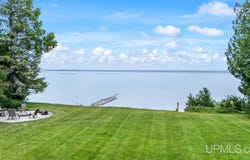 1040 M35, Bark River, MI 49807