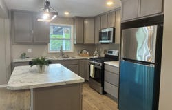 1603 CENTER Avenue, Quincy, IL 62301