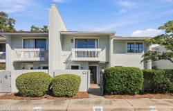 2 William Hilton Parkway, Hilton Head Island, SC 29926