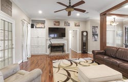 5519 Deanne Marie Dr, Zachary, LA 70791