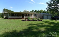 145 Abigail Trail unit: 18, Ararat, NC 27007