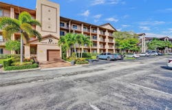 13700 SW 14th St, Pembroke Pines, FL 33027