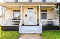 27 Oak St, Latrobe, PA 15650