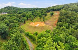 121 Oakstone Heights, Conway, AR 72034