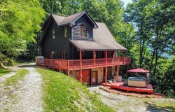 58 Upper Hillside Lane, SLATYFORK, WV 26291