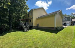 367 Saint Martins Lane, Hazard, KY 41701