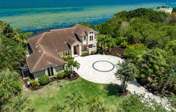 4070 S Tropical Trail, Merritt Island, FL 32952