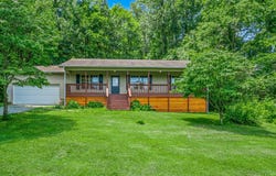 4819 Hillard Ln, Strawberry Plains, TN 37871