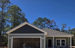 299 Wildwood Lks Drive, DeFuniak Springs, FL 32435
