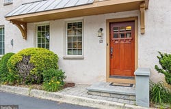 121 VALLEY PLACE, MEDIA, PA 19063