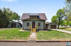 23301 448th Ave, Madison, SD 57042