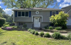 39 Thompson Street, Wells, ME 04090