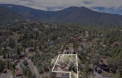 16600 Oakwood Way, Pine Mountain Club, CA 93222