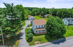 1995 HANOVER Pike, HANOVER, PA 17331